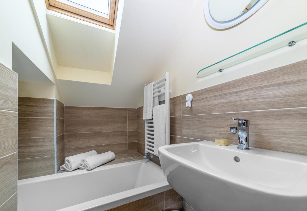 Brera - Sella Charme Apartment Castle View 밀라노 외부 사진