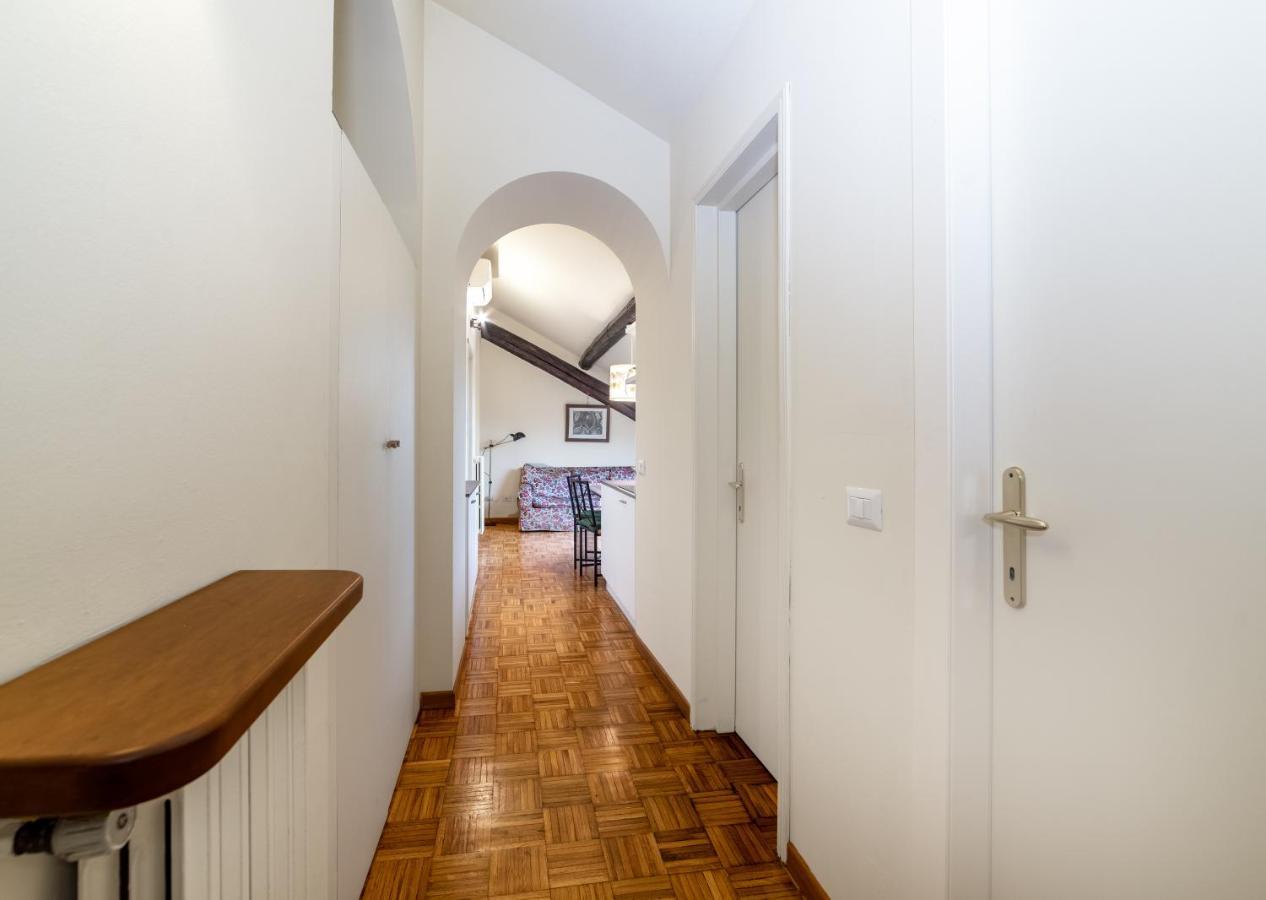Brera - Sella Charme Apartment Castle View 밀라노 외부 사진